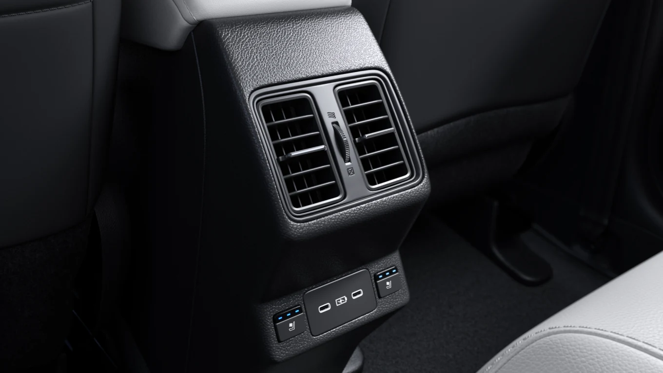 Rear AC vents with ventilated seat controls and USB-C ports in the New Honda Elevate